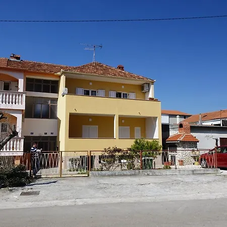 Val Apartment